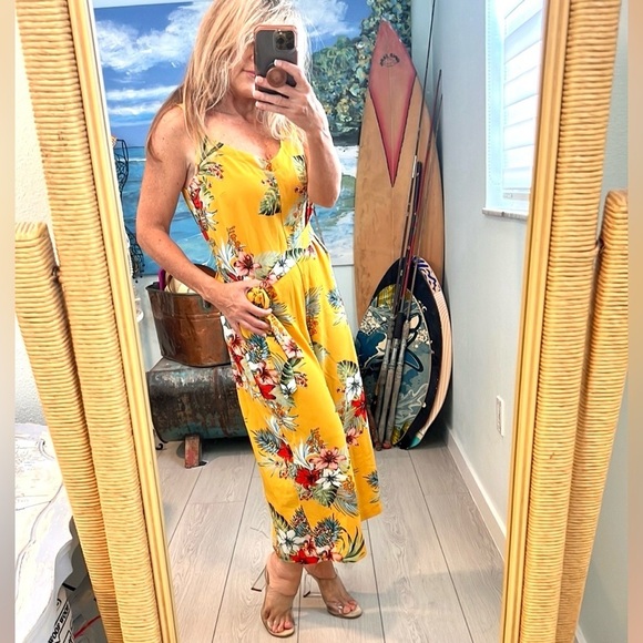 ⭐️Emma & Michele, Adorable Poly/Spandex jumper,Belted,Pockets,Excellent Cond. - Picture 6 of 12